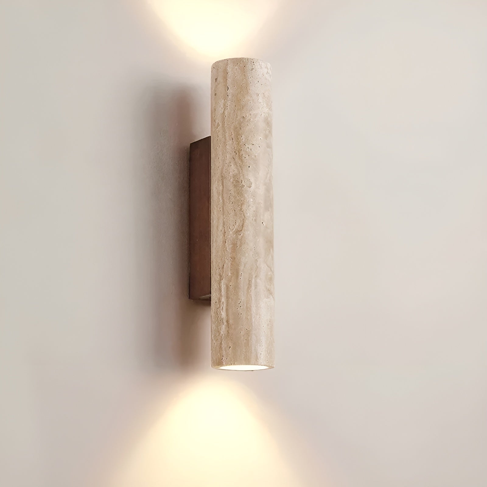 Travertin Wandlamp – Moderne LED Wandlamp met Natuurlijk Natuursteen Design